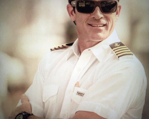 Randy Close of bay experiences Yacht Captain